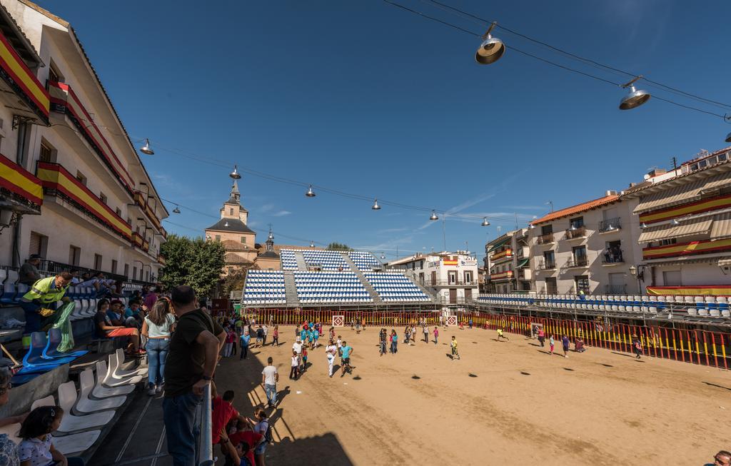 Hostal Arkanta Arganda Del Rey Exterior foto