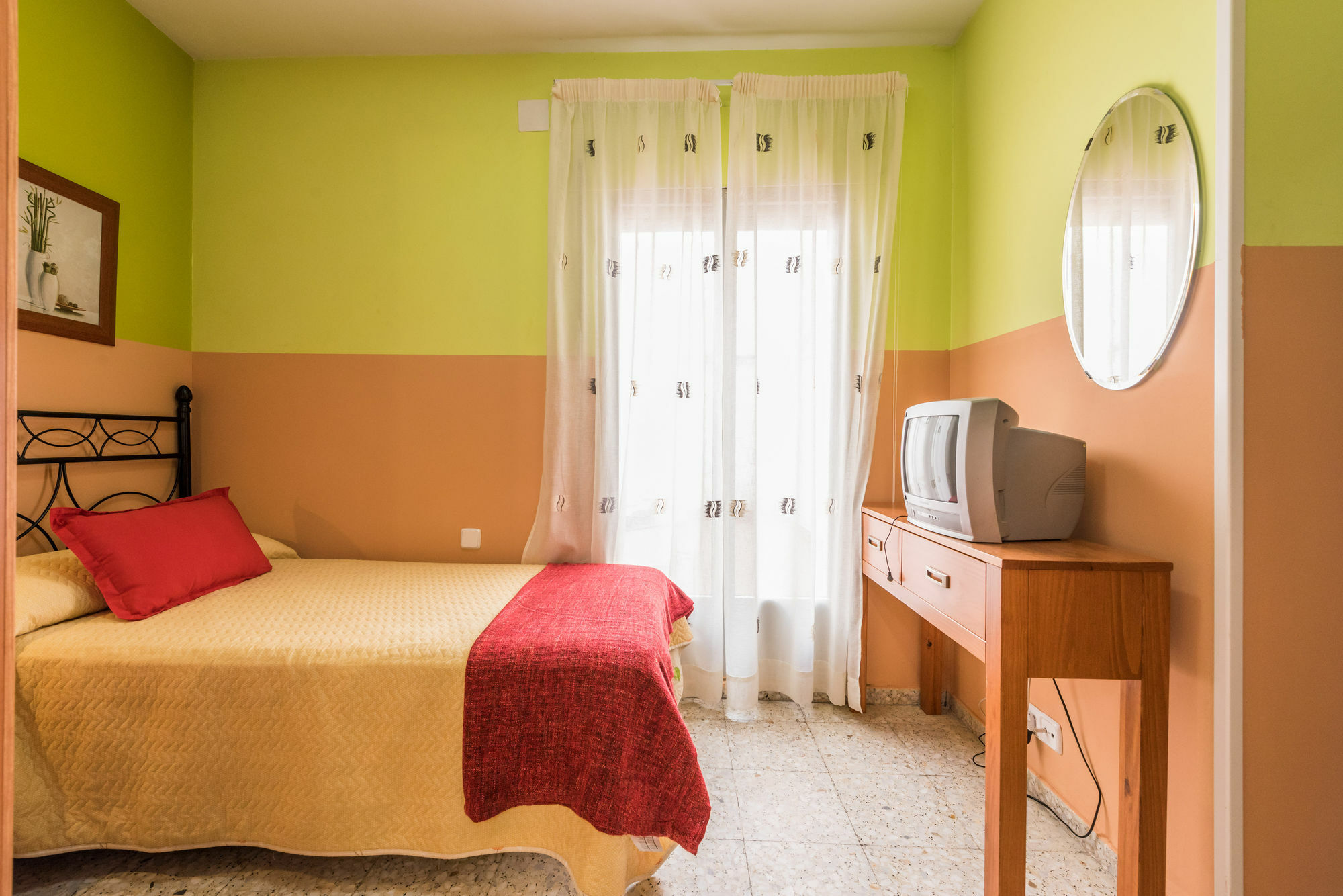 Hostal Arkanta Arganda Del Rey Exterior foto